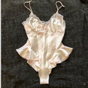 VINTAGE Christian Dior lingerie